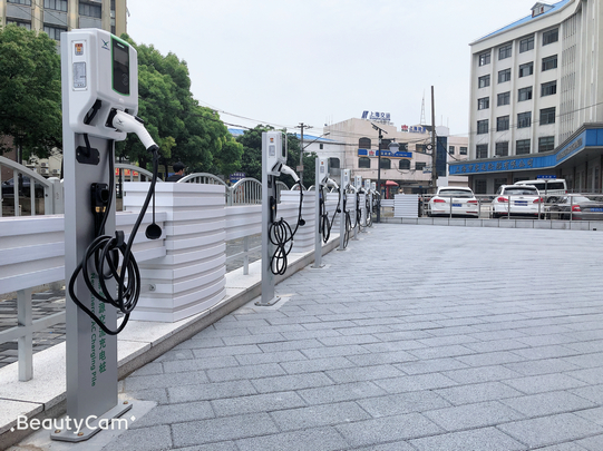 上海寶山政府機(jī)關(guān)單位充電站